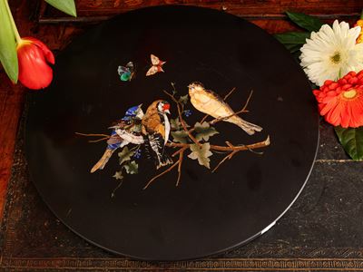 Placca Circolare in Commesso di Pietre Dure