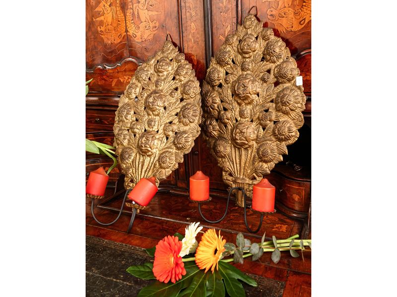 Coppia di palmette in tole