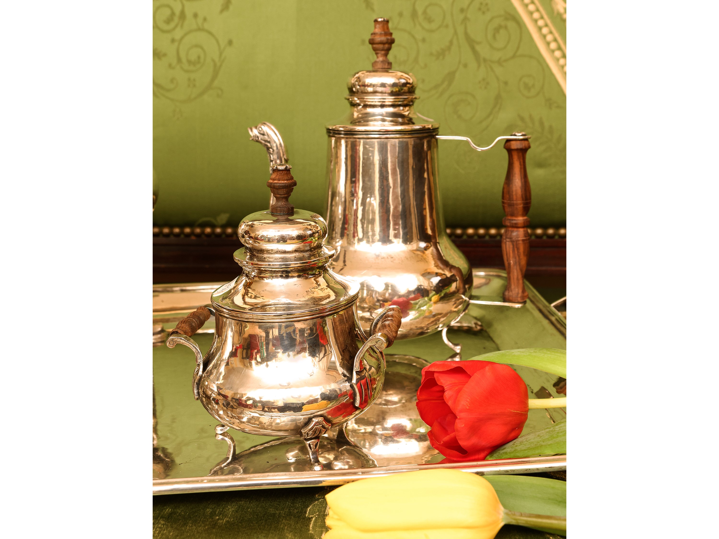 Servizio da tè e caffè in argento