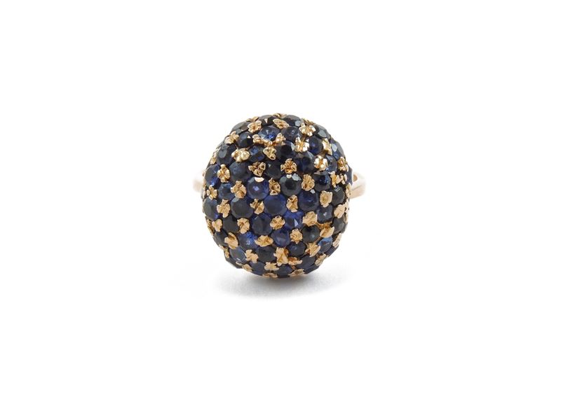 Anello in Oro Rosa con Zaffiri