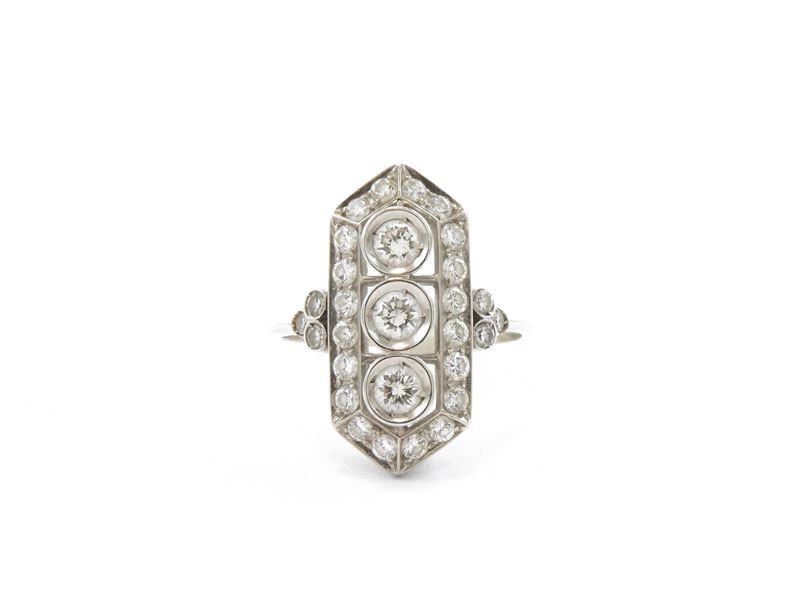 Anello in Oro Bianco e Diamanti