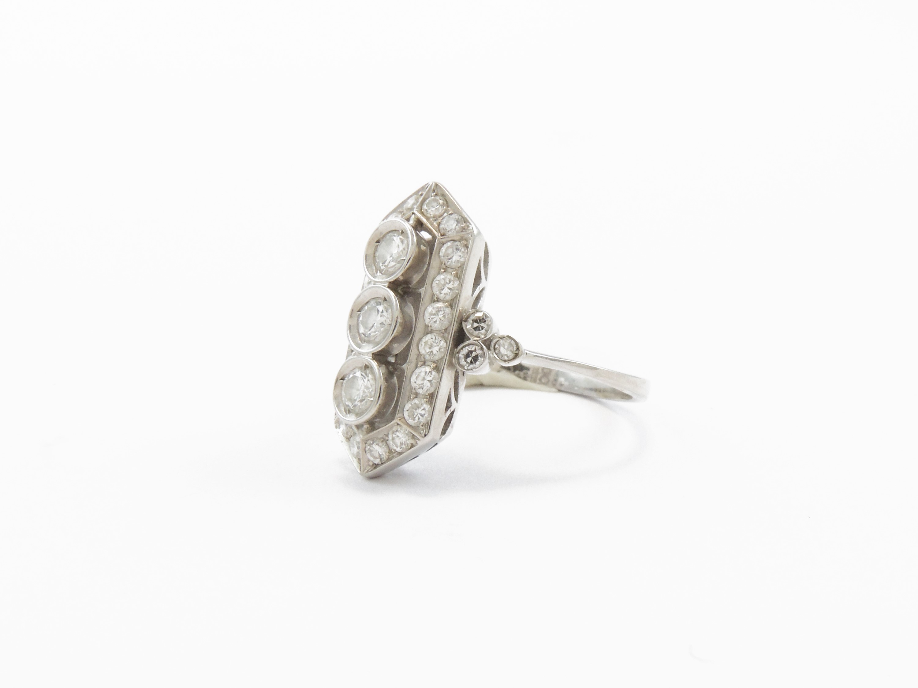 Anello in Oro Bianco e Diamanti