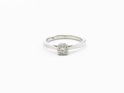 Anello Solitario in Oro Bianco con Diamanti