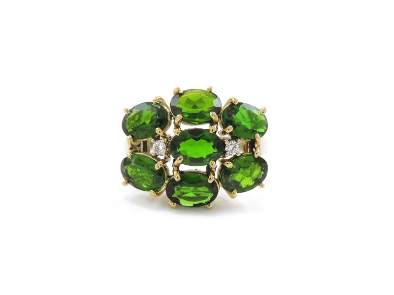 Anello in Oro Giallo con Diopsidi e Zirconie Cubiche