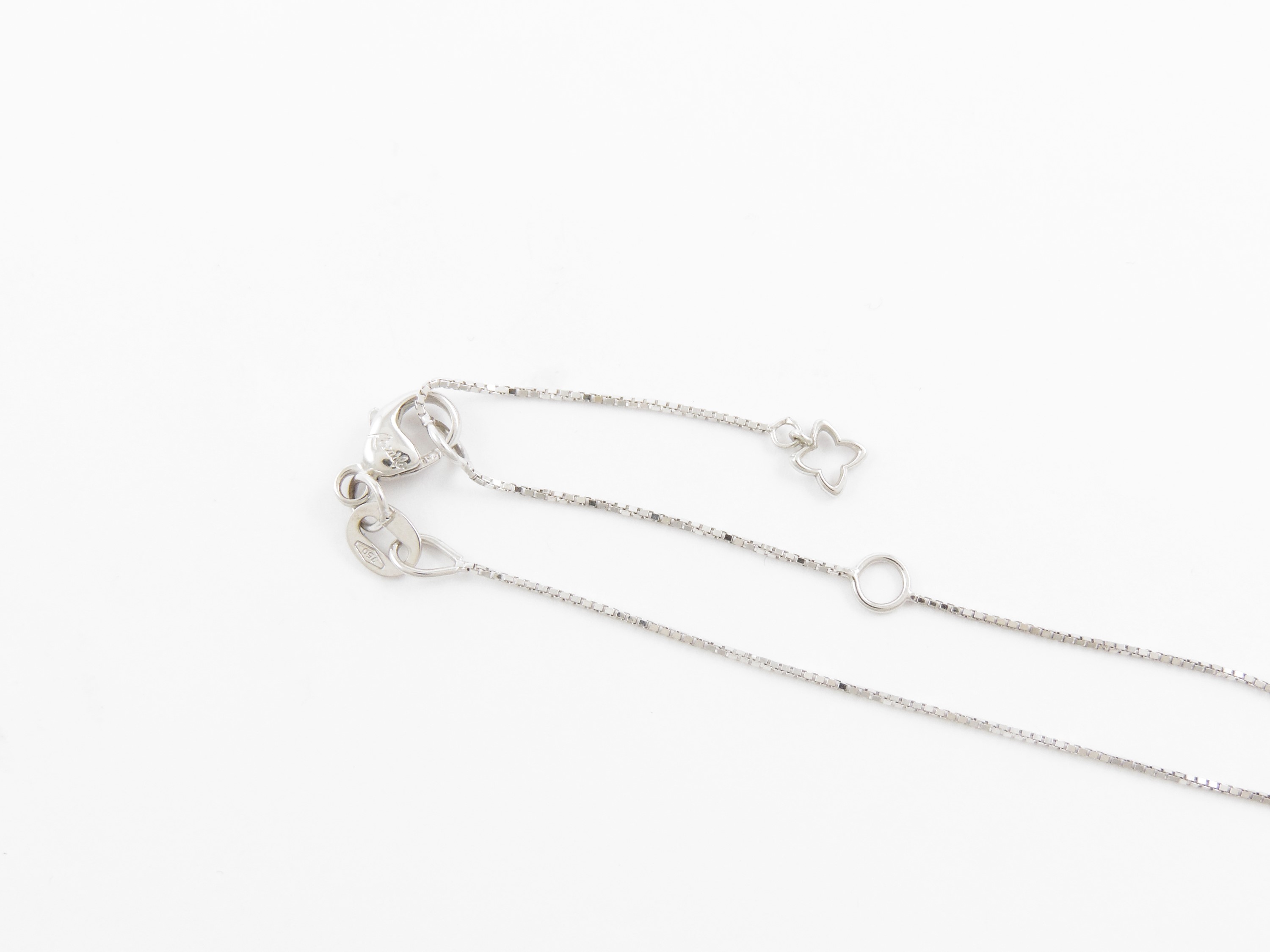 Collana Punto Luce Recarlo in Oro Bianco con Diamante