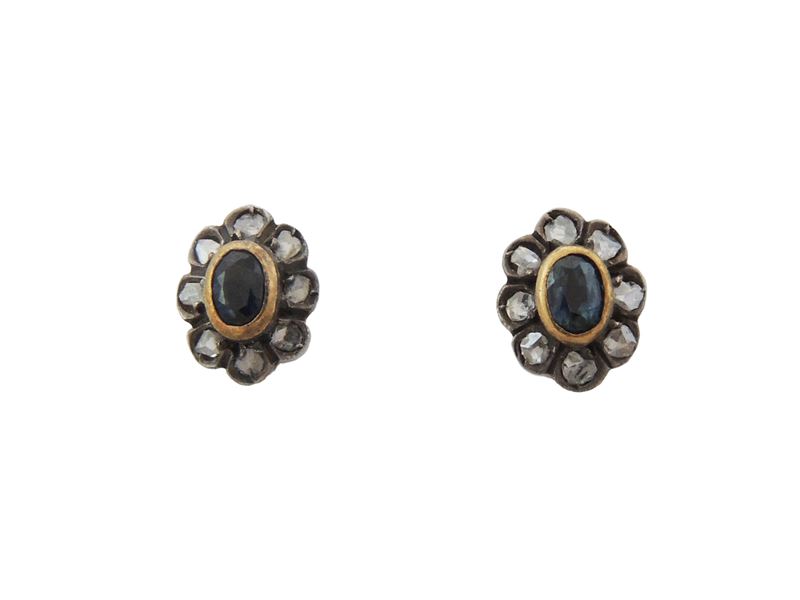 Orecchini in Oro Giallo e Argento con Diamanti e Zaffiri