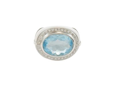 Anello da Cocktail in Oro Bianco con Diamanti, Topazio Azzurro e Cristallo di Rocca