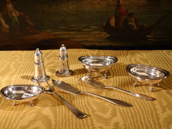 Assortment of silverware for the table