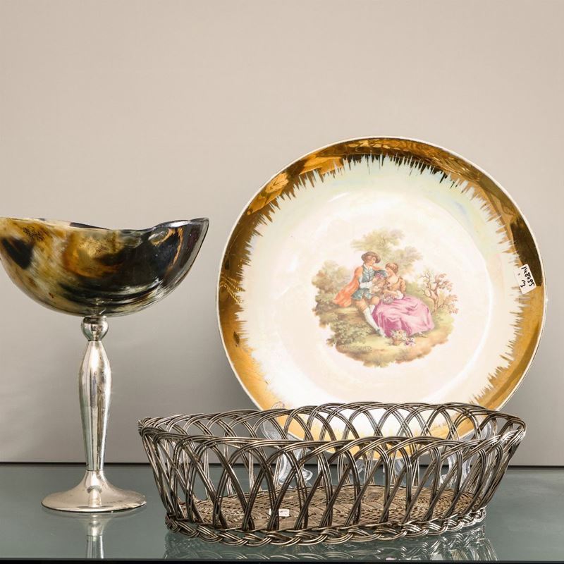 Lotto di accessori da tavola