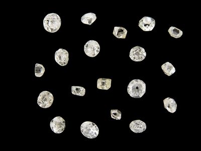 Diciannove Diamanti Naturali