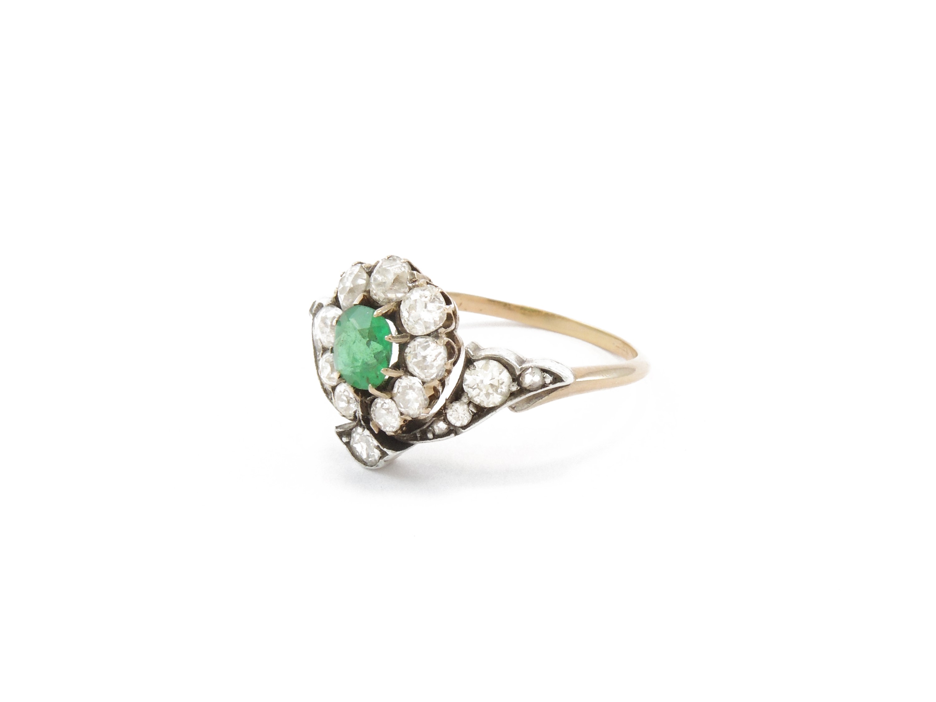 Anello in Oro Rosa e Argento con Diamanti e Smeraldo