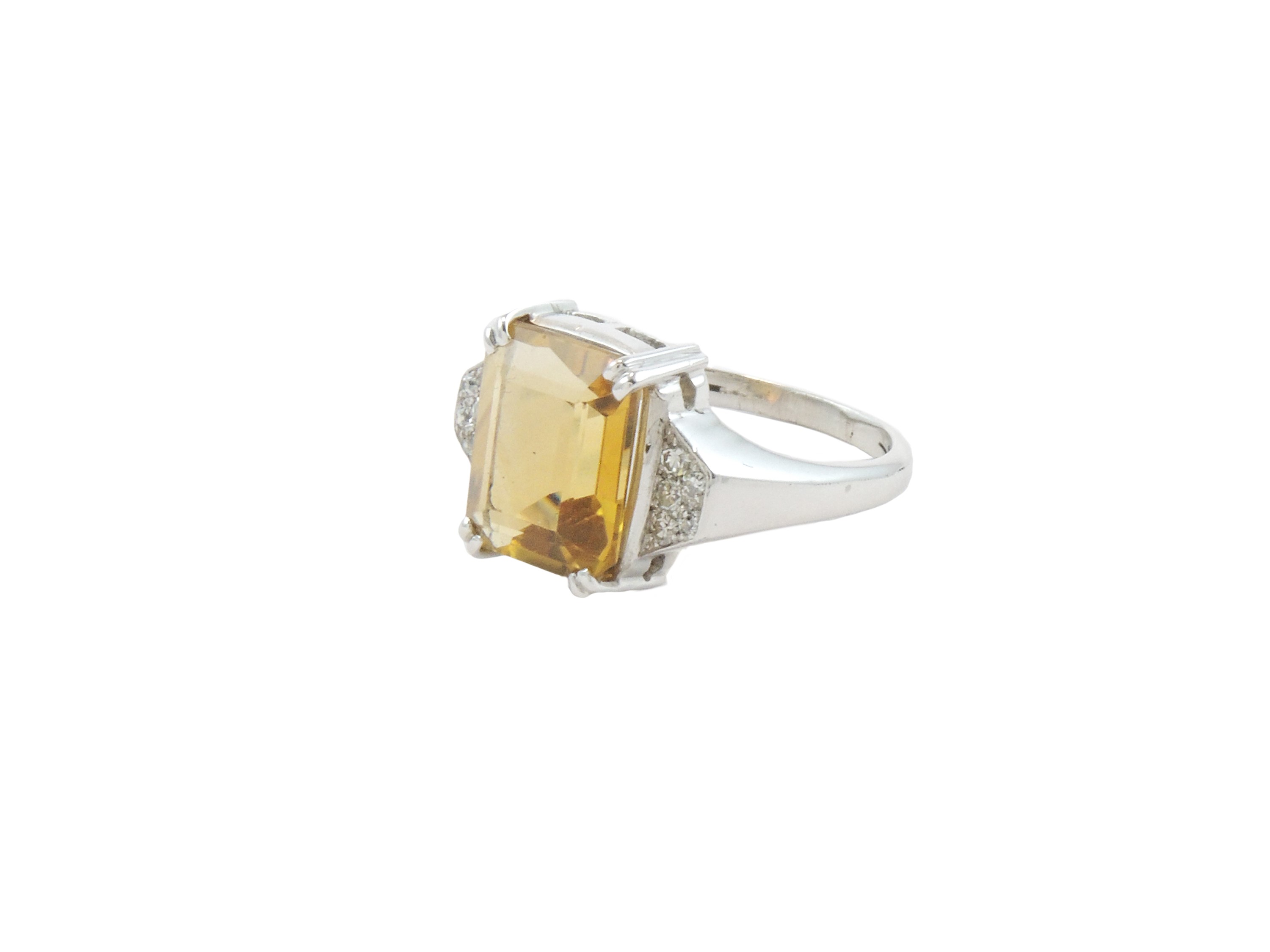 Anello in Oro Bianco con Diamanti e Quarzo Citrino