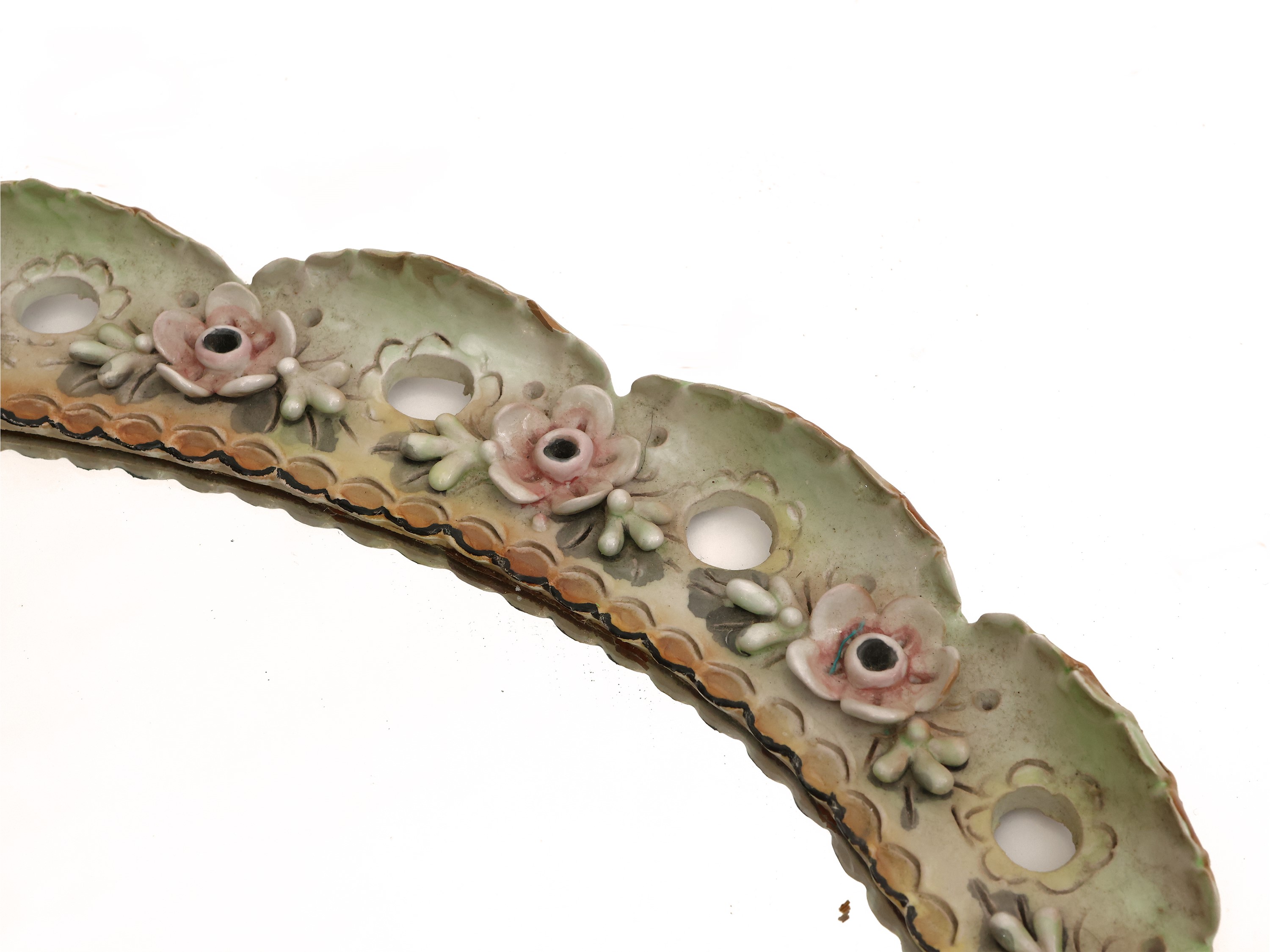 Specchiera Ovale con Cornice in Ceramica