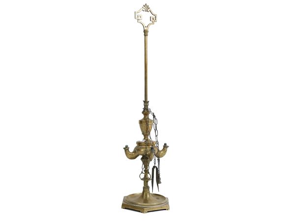 Florentine oil lamp in bronze