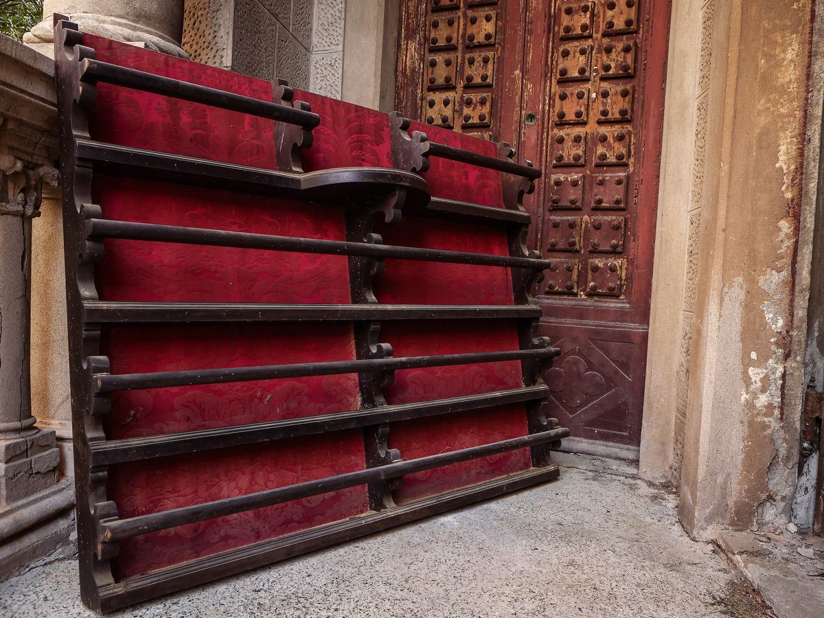 Piattaia Pensile in Legno Ebanizzato