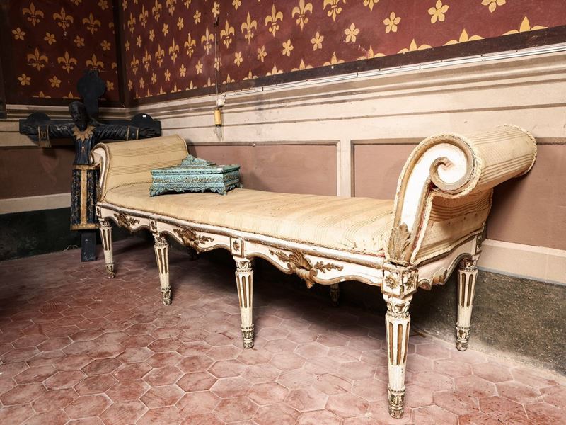Divano a Panca in Legno Laccato Bianco e Dorato
