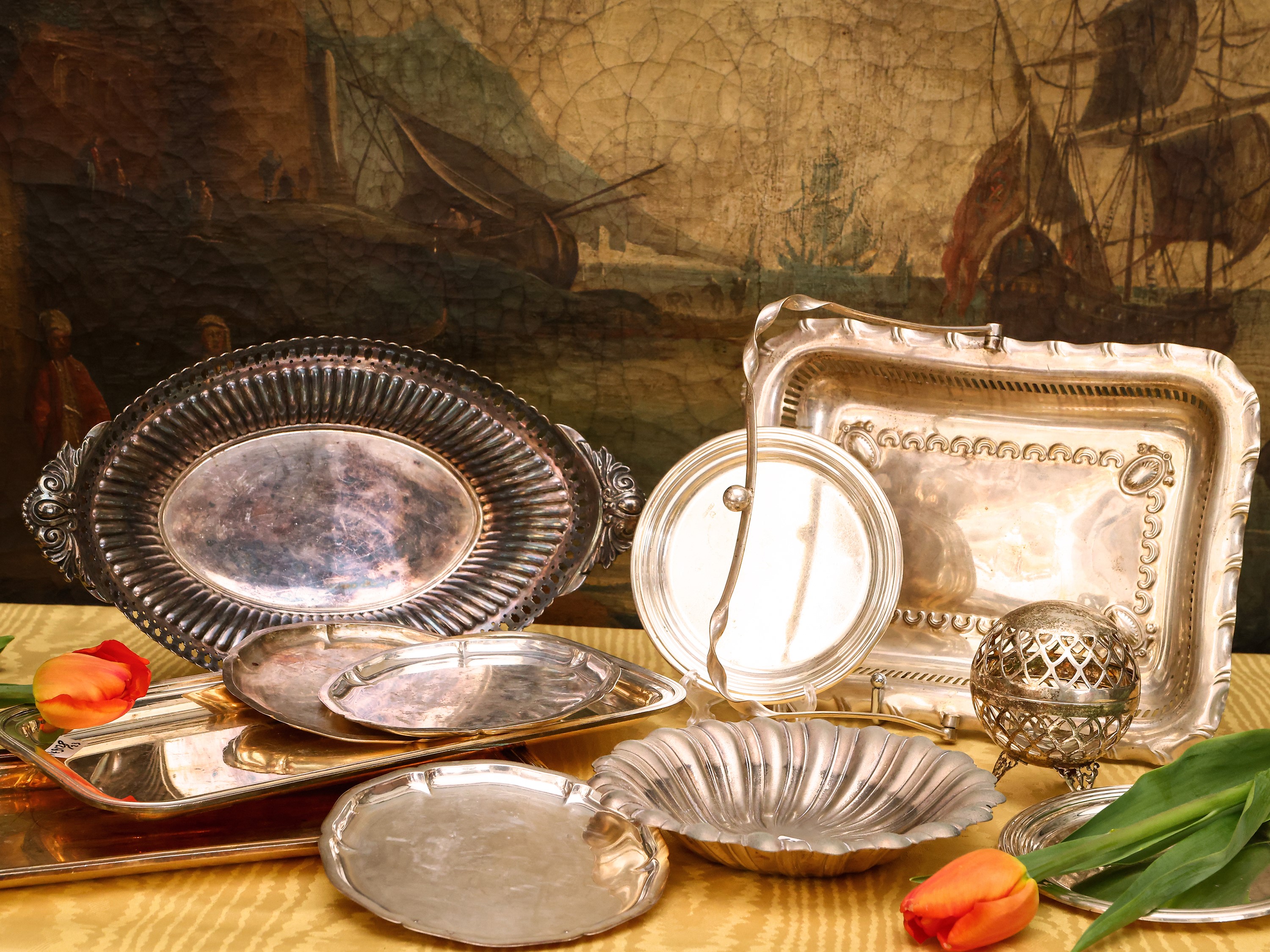 Assortimento di Accessori per la Tavola in Metallo Argentato