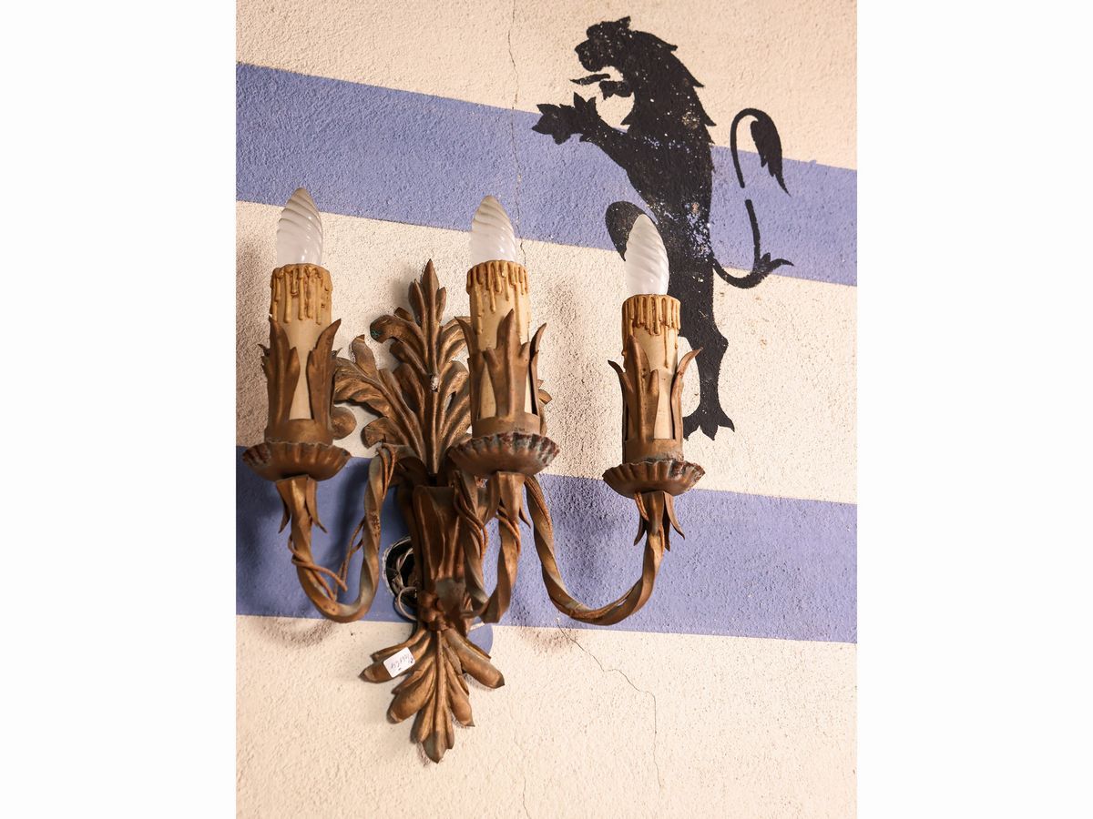 Coppia di Appliques in Metallo Dorato