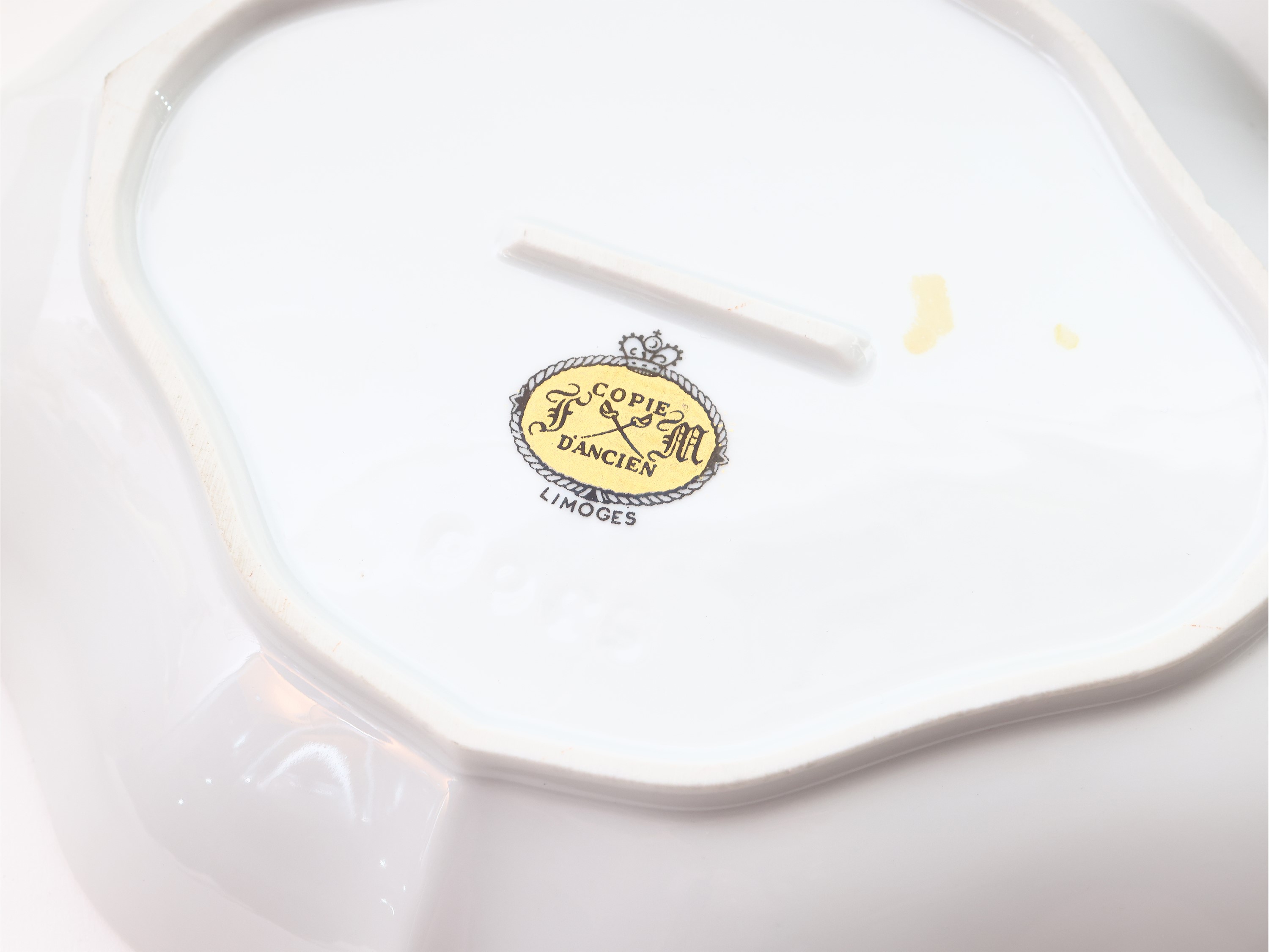 Lotto di oggetti in porcellana