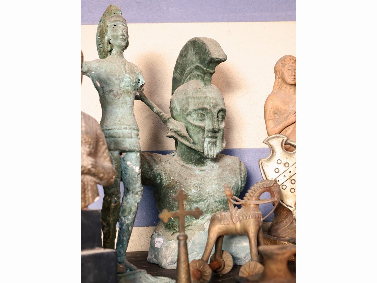 Lotto di Curiosità di Gusto Archeologico