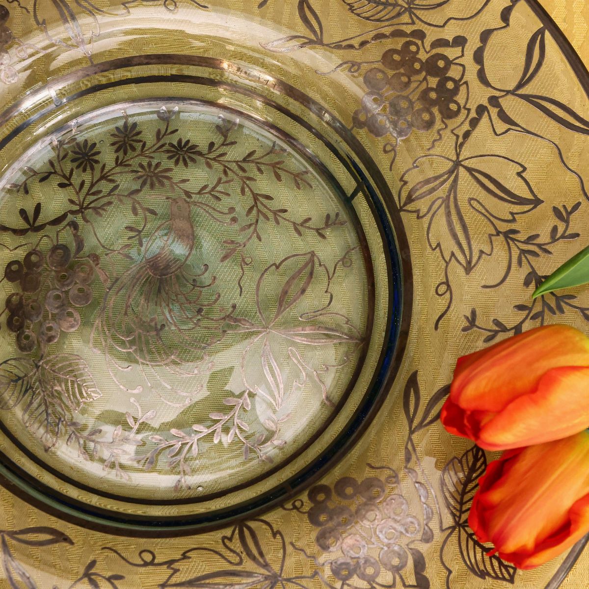Vaso e Piatto in Vetro Soffiato con Decorazioni in Argento