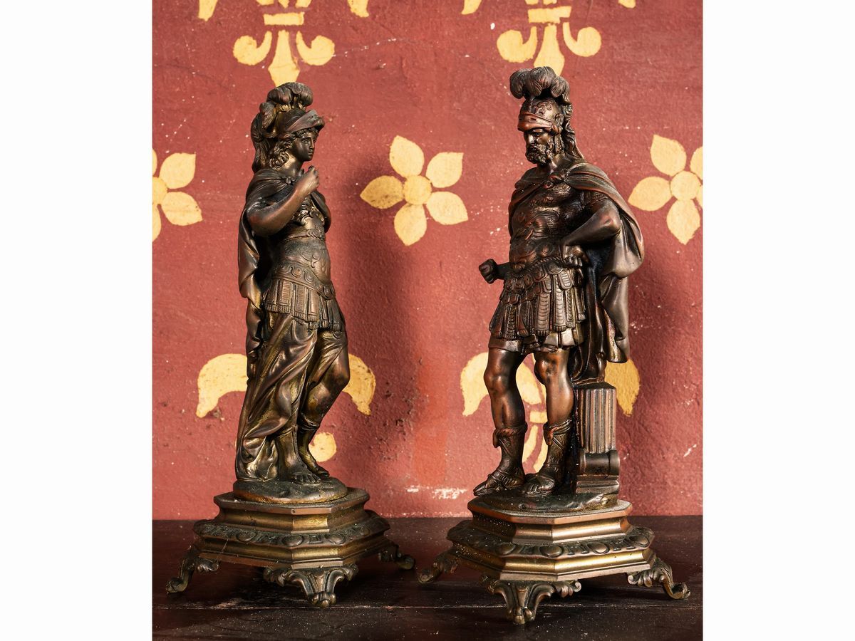 Coppia di Sculture in Bronzo