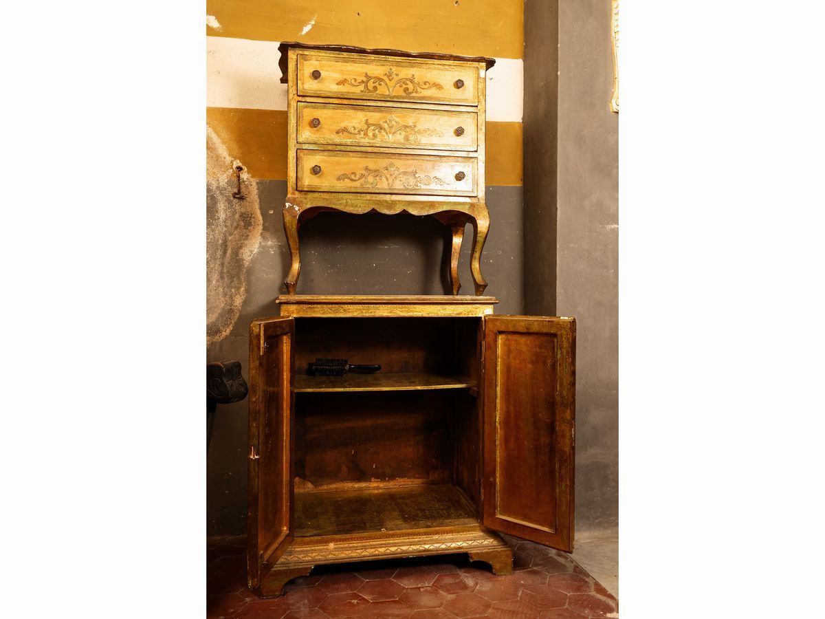 Assortimento di Complementi D'arredo