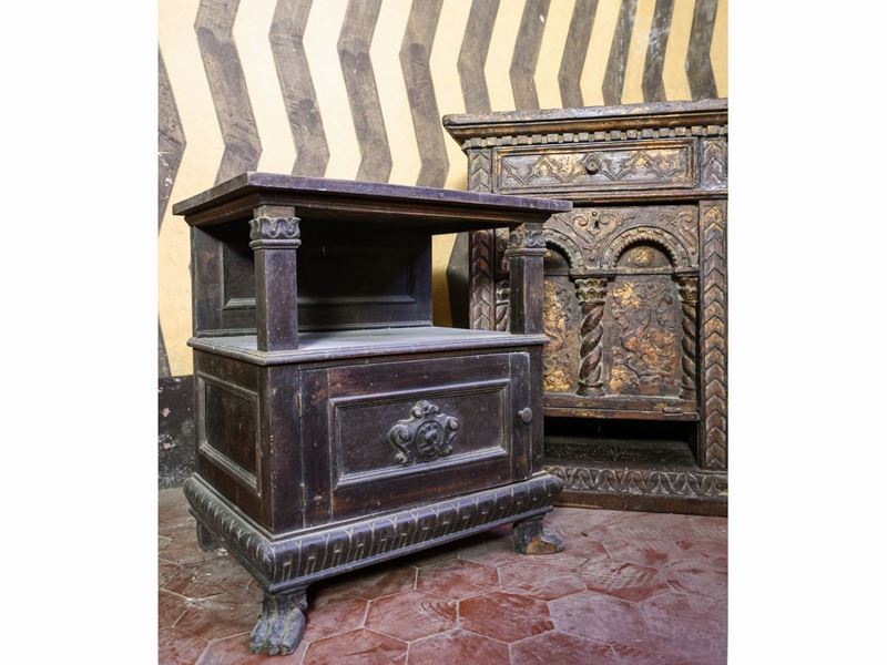 Coppia di Comodini in Legno Tenero Ebanizzato