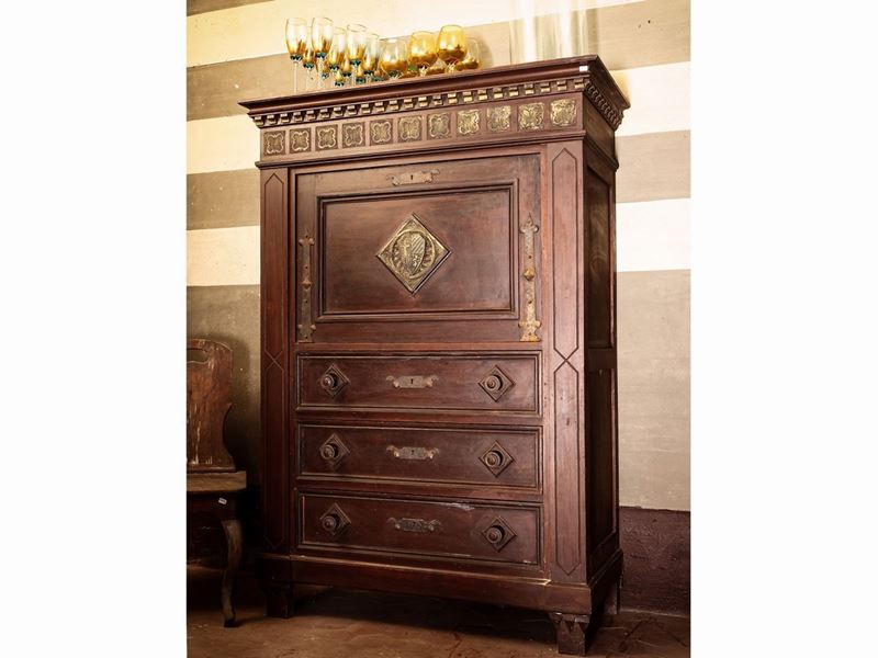 Secretaire di Gusto Eclettico in Legno Tenero