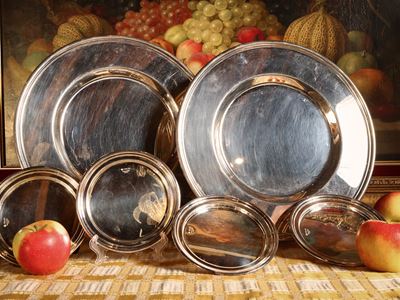 Serie di Dodici Sottopiatti in Metallo Argentato, Cassetti Firenze
