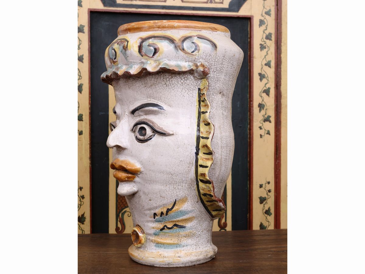 Grande Vaso Antropomorfo in Terracotta Invetriata