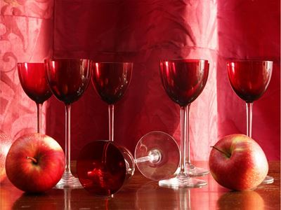 Serie di Undici Calici in Cristallo Rosso, Baccarat