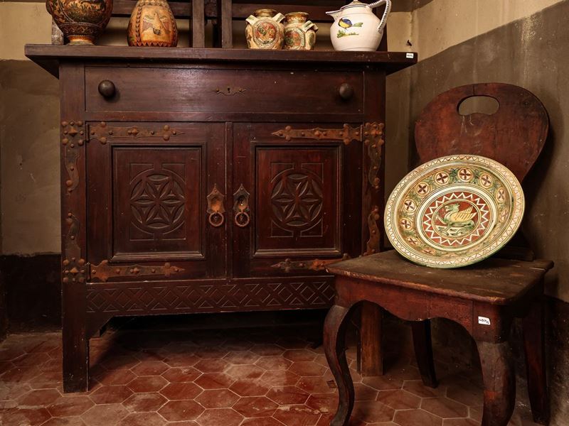 Piccola Credenza di Gusto Eclettico
