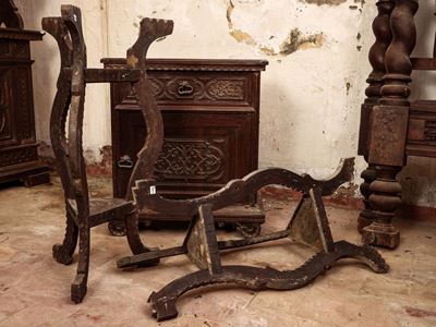 Lotto di Complementi di Arredo in Legno Tenero