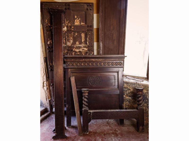 Letto Singolo in Legno Tenero Ebanizzato