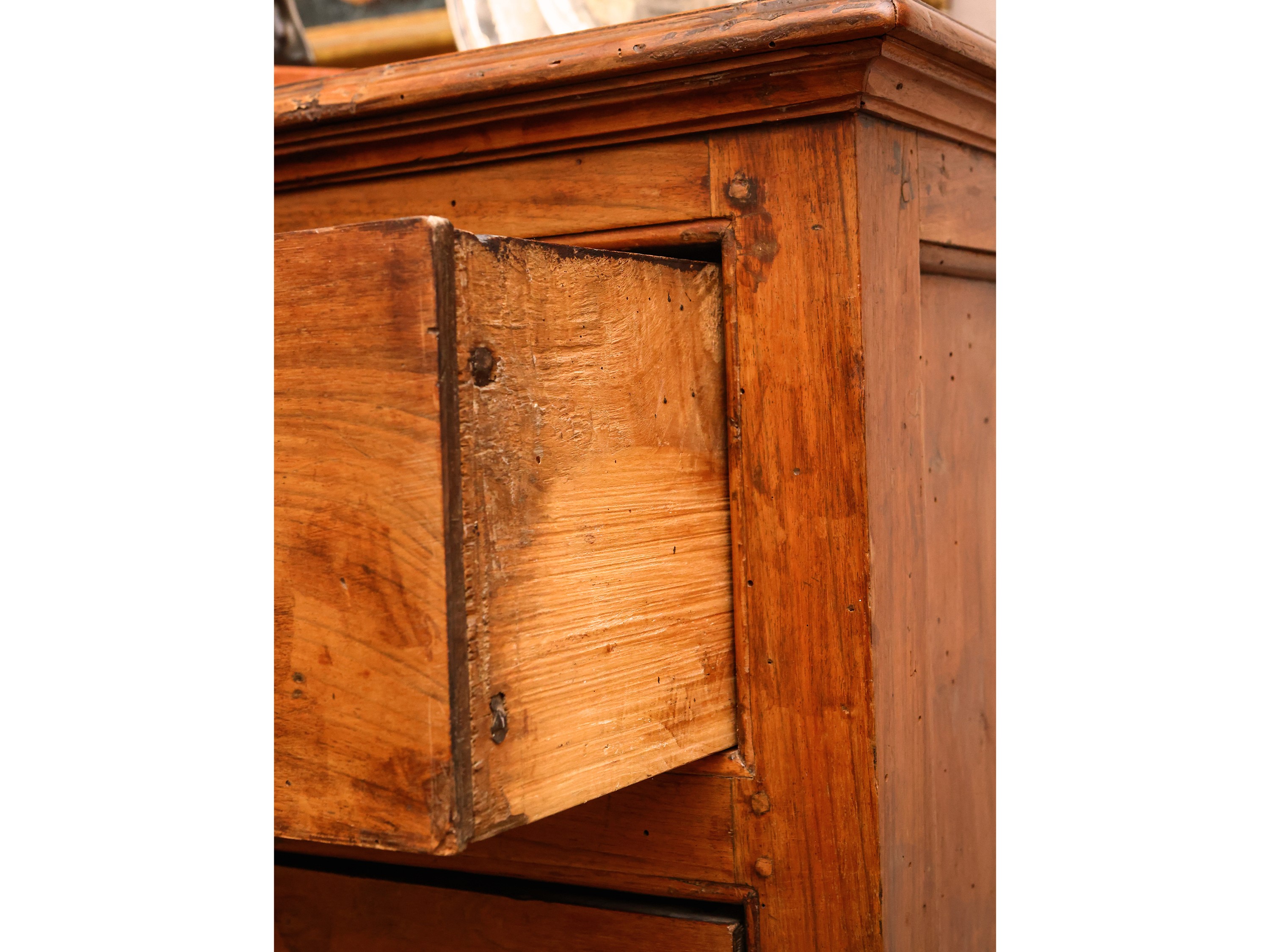 Piccolo cassettone in ciliegio