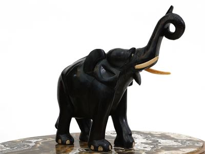 Grande Elefante in Legno Ebanizzato