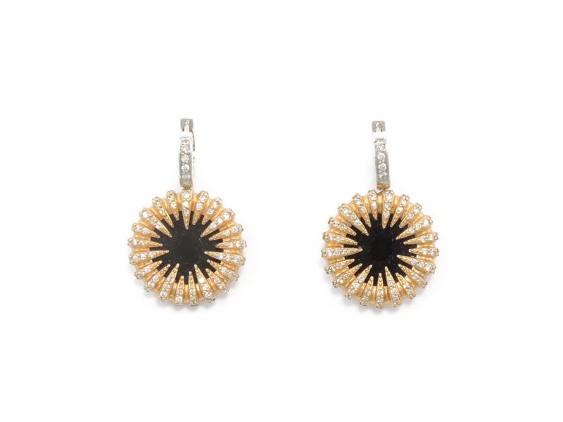Orecchini Pendenti in Oro Bianco e Rosa con Diamanti e Onici