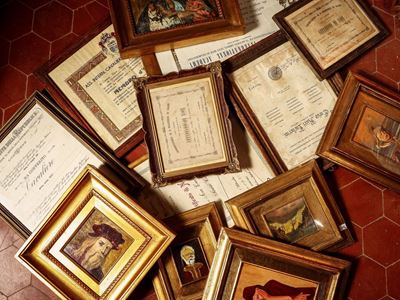 Lotto di Cornici in Legno