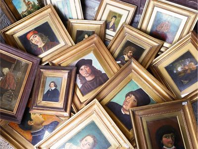 Lotto di Cornici in Legno