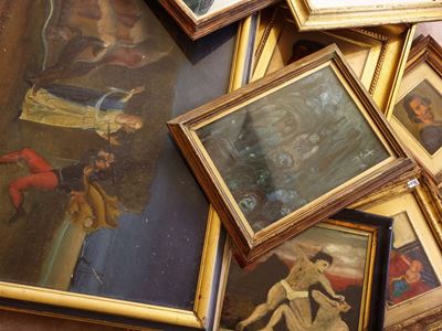 Lotto di Cornici in Legno