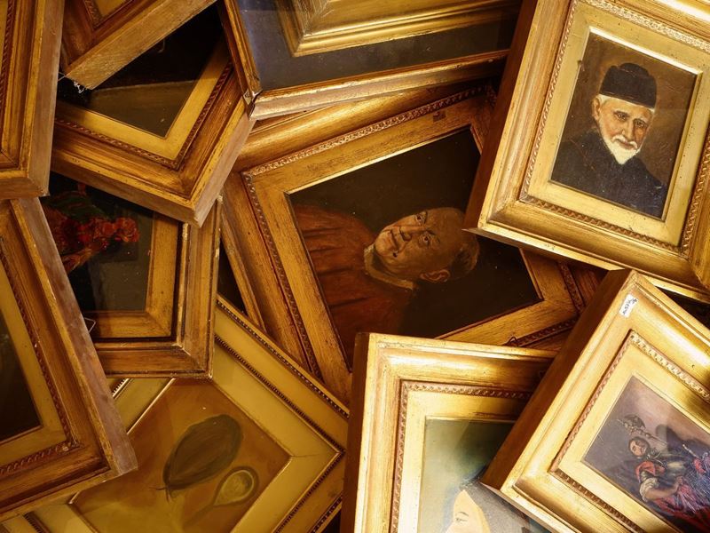 Lotto di Cornici in Legno