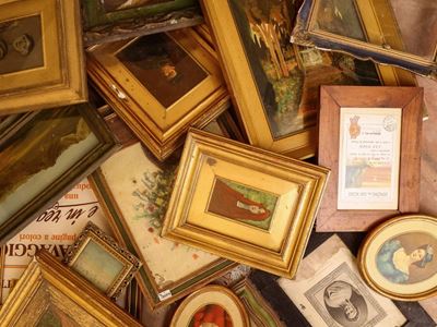 Lotto di Cornici in Legno