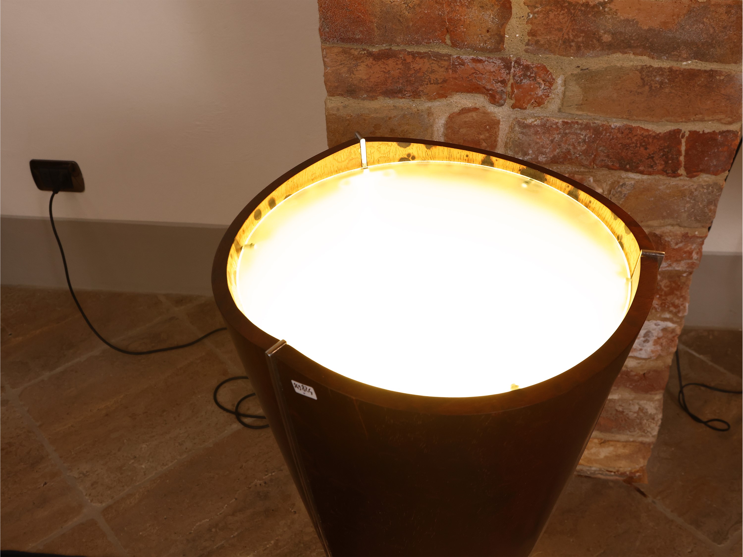 Tavolino Luminoso Uémarin!, Franco Perrotti (rude Bravo), 1997
