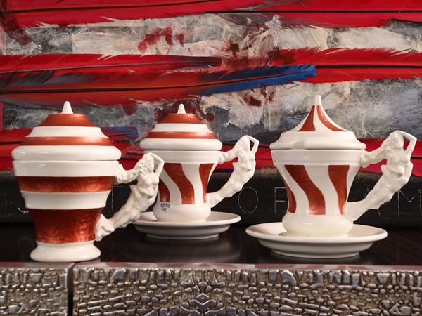 Serie di dodici tazze da cioccolata in terraglia, Fausto Bandi per Ceramina