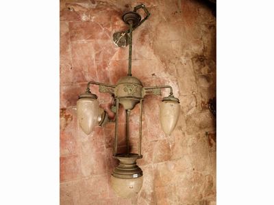 Piccolo Lampadario di Gusto Liberty