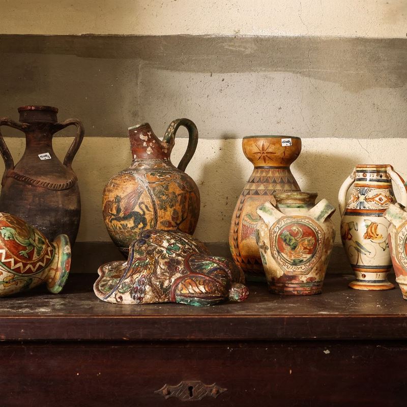 Miscelanea di Vasi Decorativi in Terracotta Smaltata
