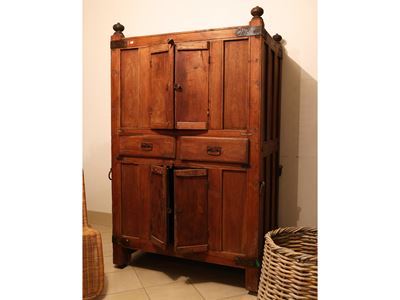 Credenza Rustica a Due Corpi in Legno Tenero