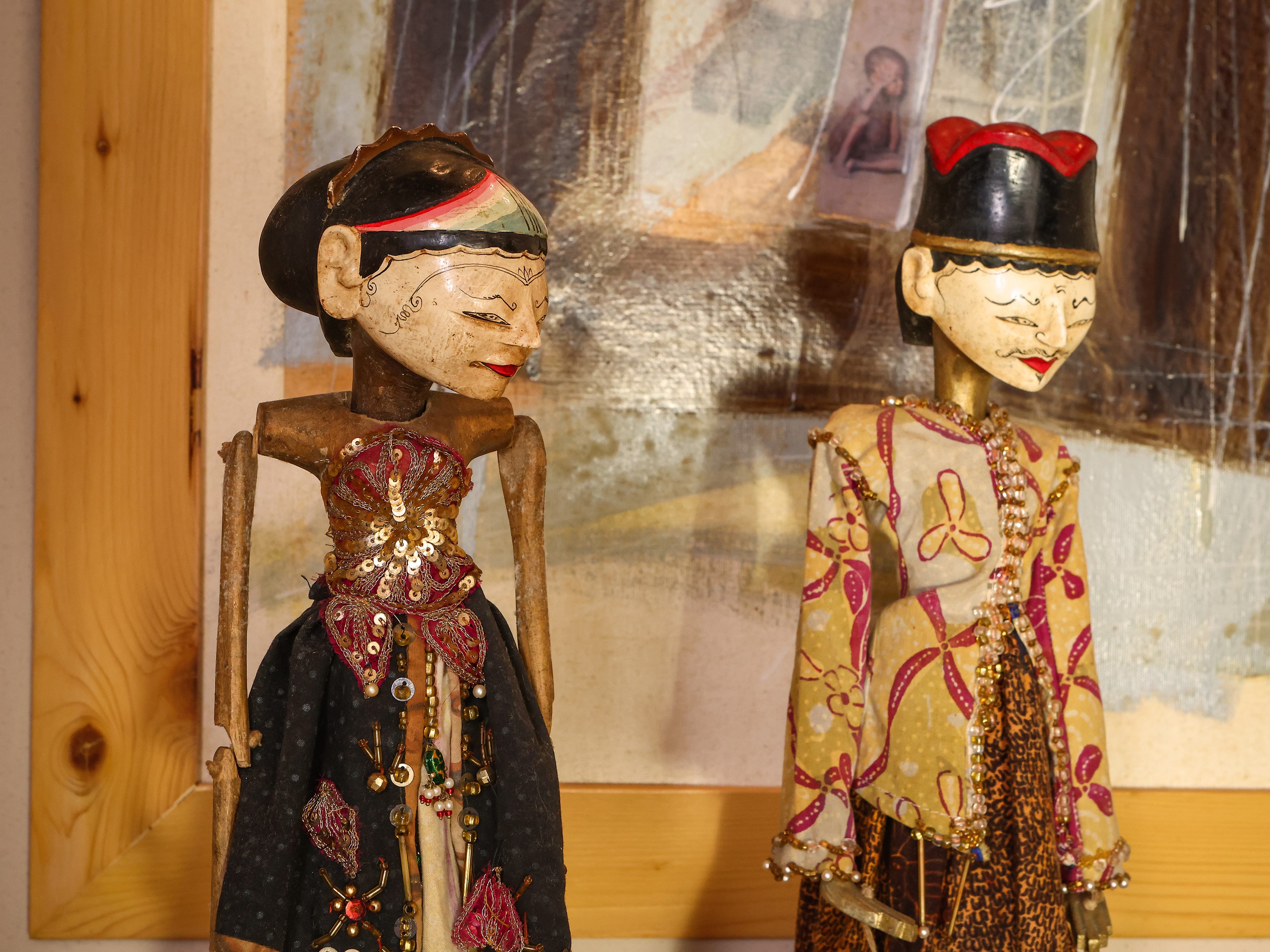 Coppia di Marionette Orientali