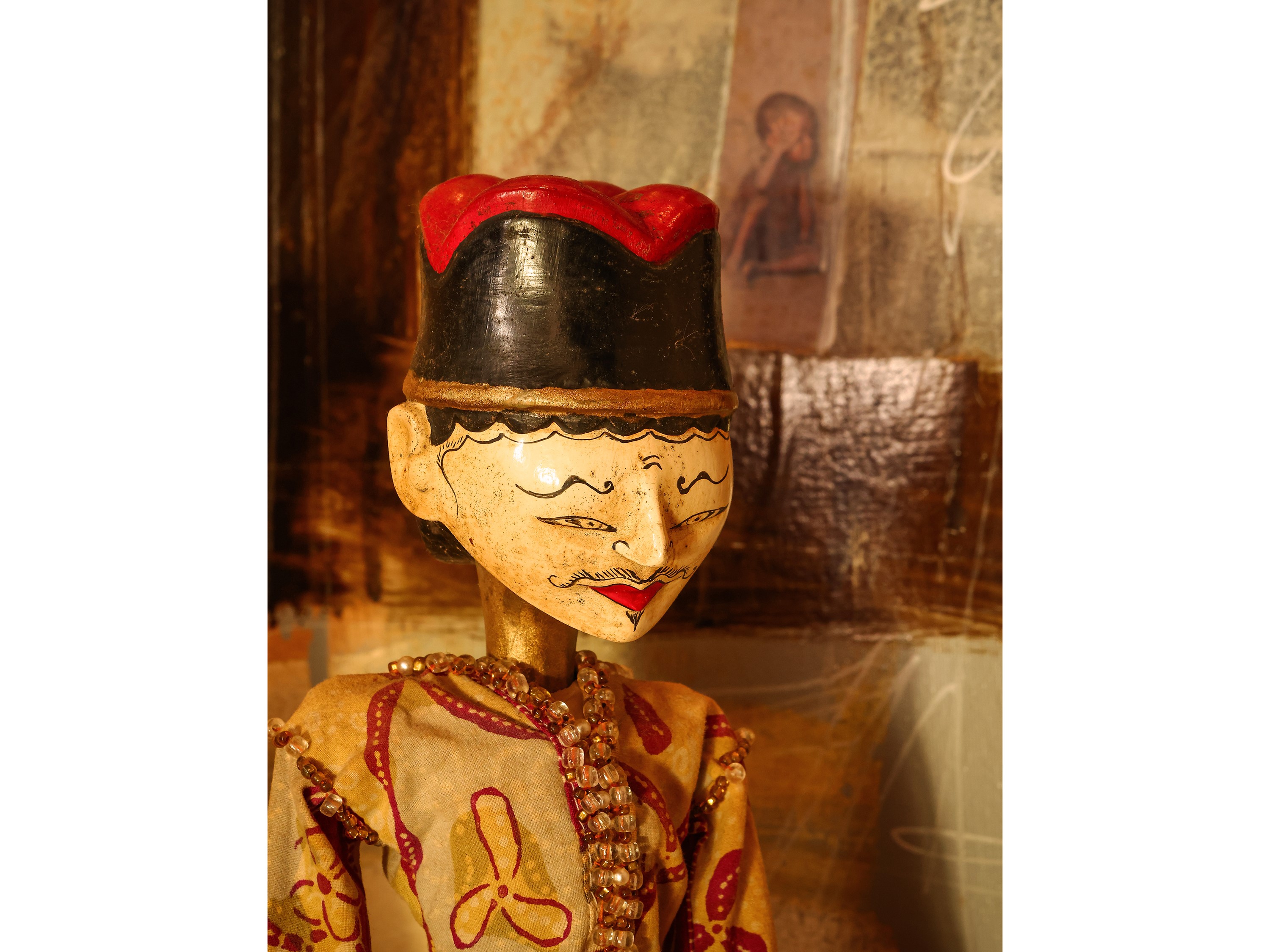 Coppia di Marionette Orientali